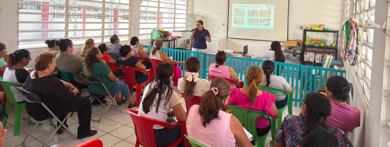 La Subsecretaría Técnica impartió la plática “La importancia de los Derechos Humanos en la educación” en el CAI Carmen Mora