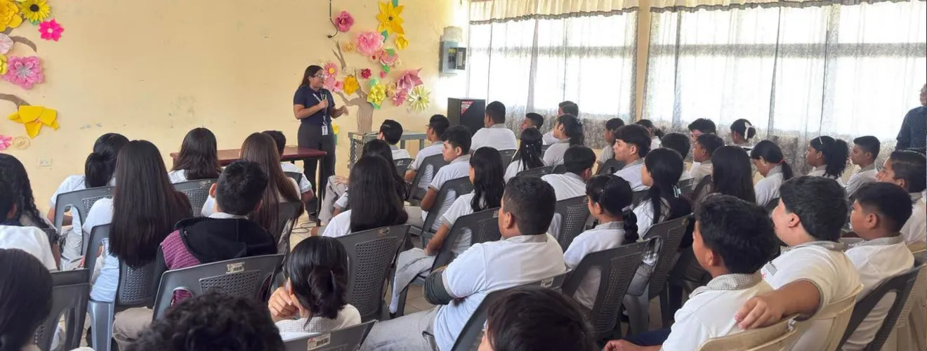 Plática “Derechos Humanos de las Niñas, Niños y Adolescentes y Violencia Escolar”